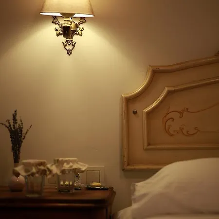 Hotel Podemos *