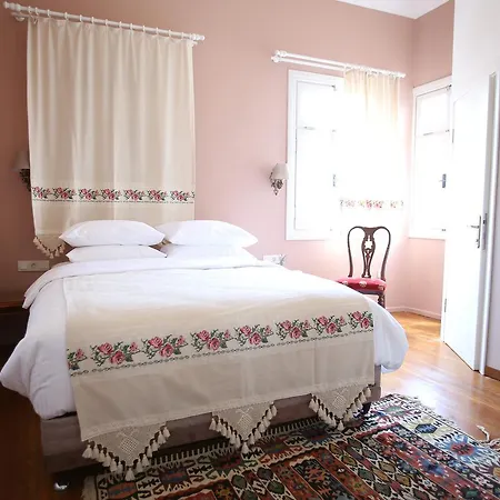 Podemos Hotel Ayvalı